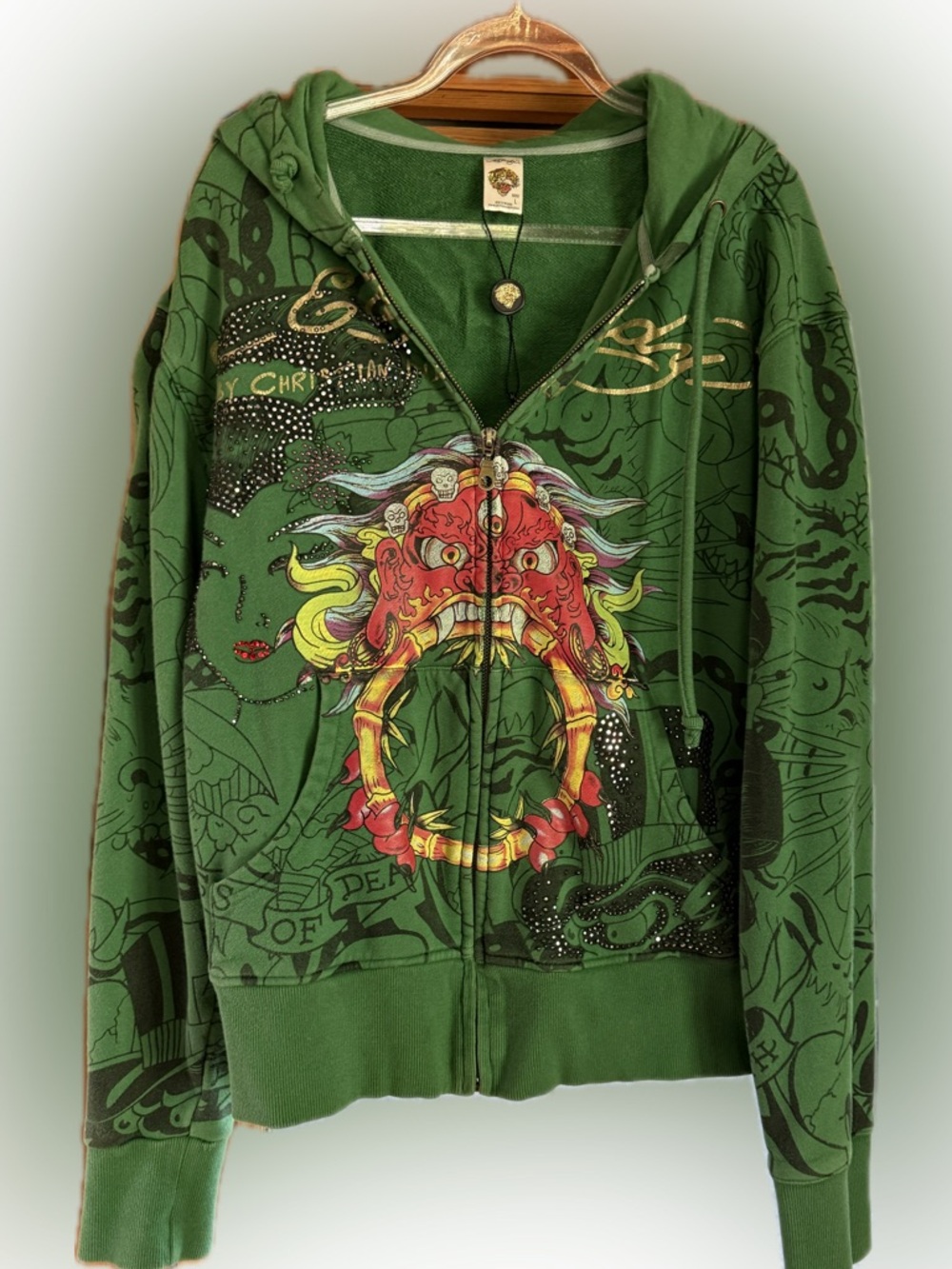 ED HARDY VINTAGE GREEN STUDDED HOODIE L
HOLLYWOOD! UNISEX